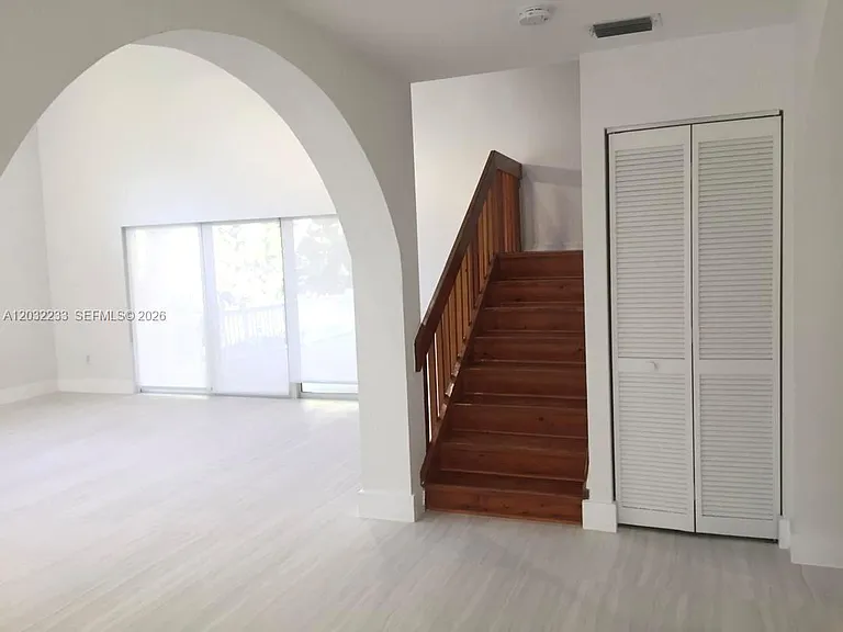 6622 Acacia Ct — Photo 3