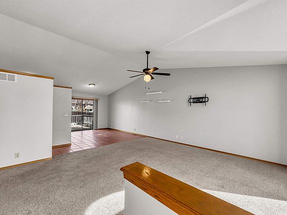 3rd image of 226 W Rosewood Ln