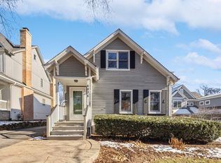 4835 Northcott Ave, Downers Grove, IL 60515