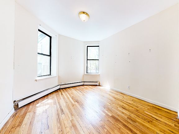 4th image of 126 W 112th St #3B