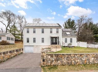 14 Christy Ln, Randolph, MA 02368