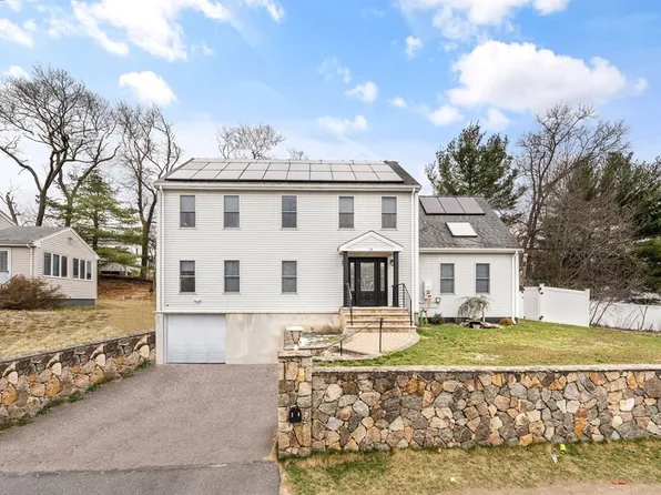 14 Christy Ln, Randolph, MA 02368