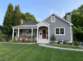 37 Gilbert St, Ridgefield, CT 06877