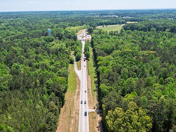 3rd image of 6290 Highway 54