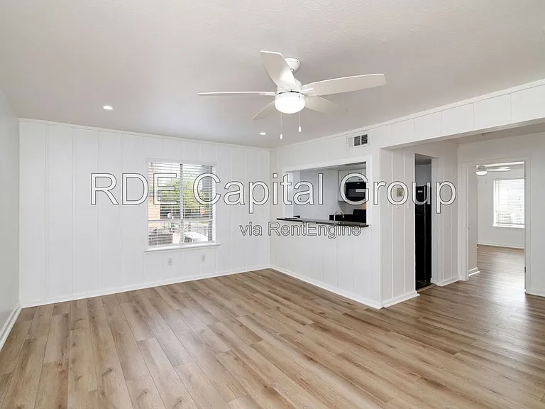 2808 Throckmorton St #201 — Photo 7
