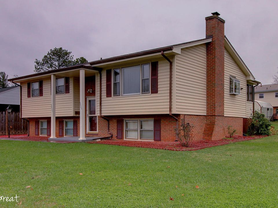 1st image of 5925 Sierra Dr