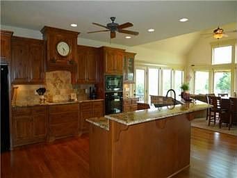 3rd image of 8020 NW Emerald Ct
