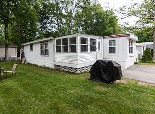 18 Hillside Dr, Burrillville, RI 02839