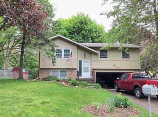 7609 Huron Ave, Chanhassen, MN 55317