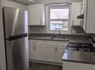 13 Fieldside Dr APT C, Groton, CT 06340