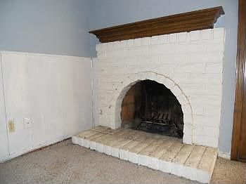 4th image of 2225 E Garnet Ave