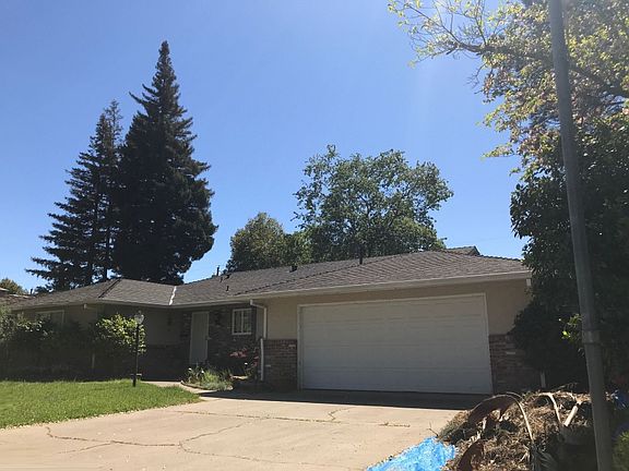 3rd image of 5508 Sandburg Dr