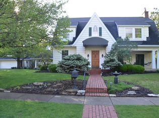 201 Iris Rd, Fort Mitchell, KY 41011