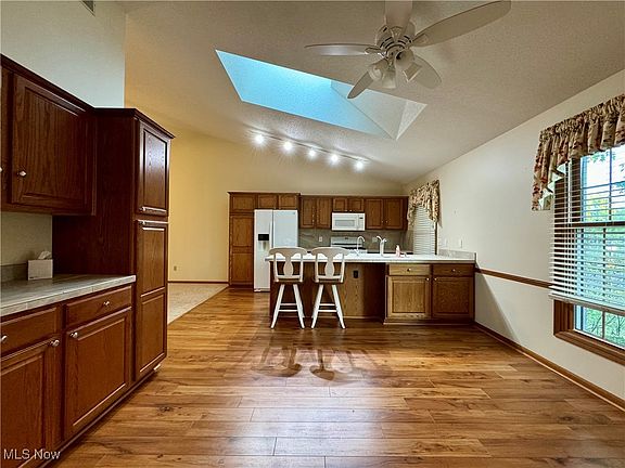 3rd image of 167 Talsman Dr