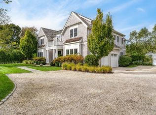 107 Pulaski St, Southampton, NY 11968