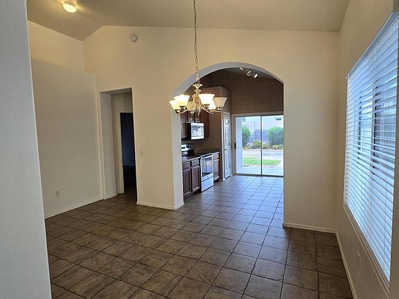 5th image of 13416 W BERRIDGE Lane
