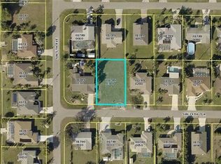 427 SW 39th Ter, Cape Coral, FL 33914