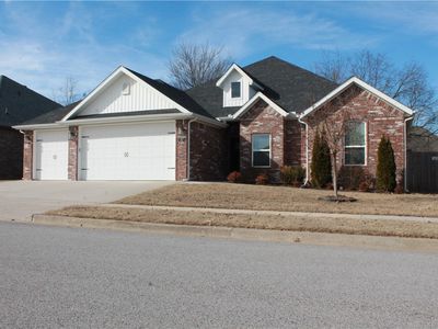 517 N Sabine Pass Rd, Fayetteville, AR, 72704