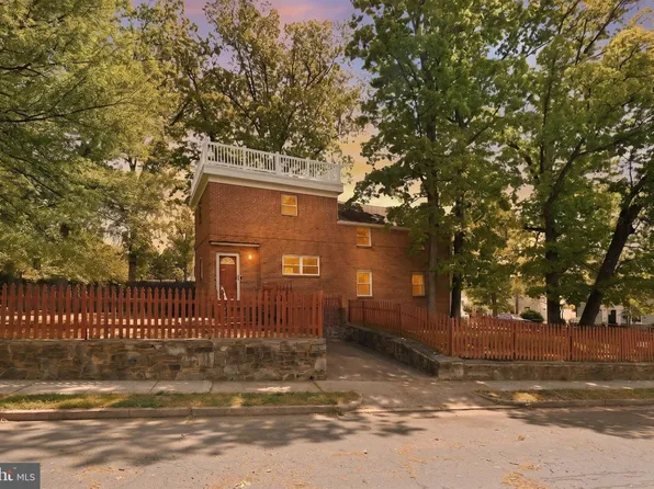 5149 11th St S, Arlington, VA 22204