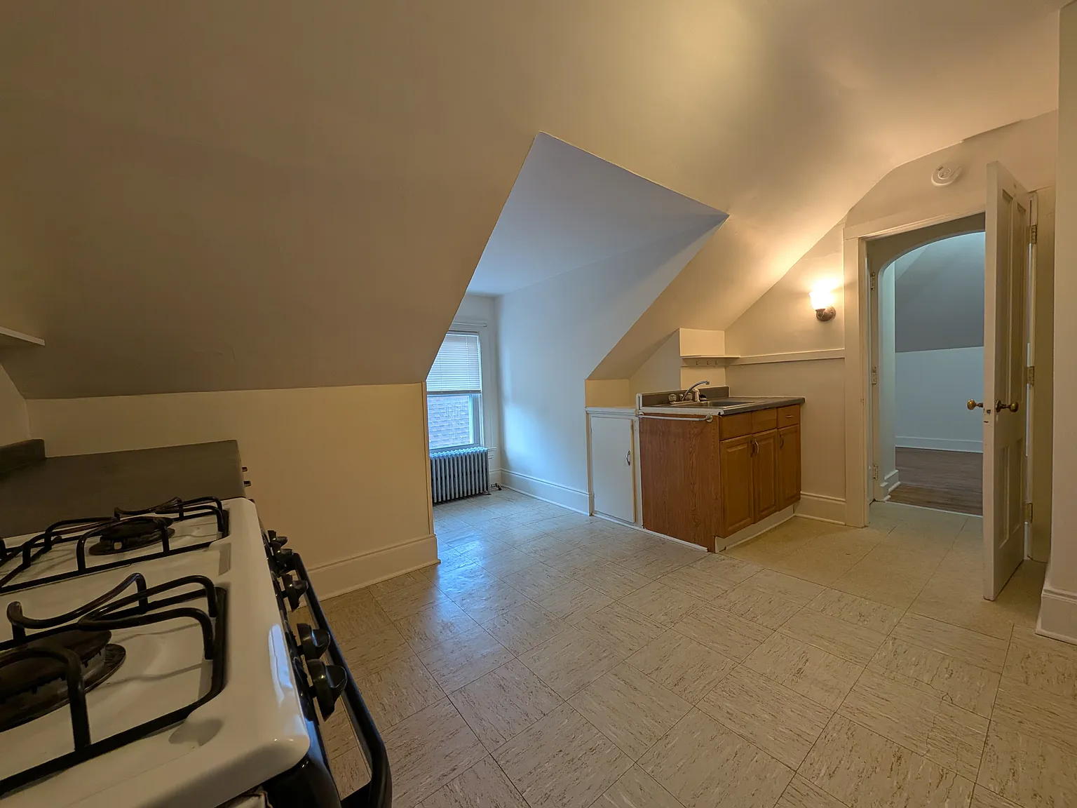 1 bed, 637 sqft, $820 — Photo 4