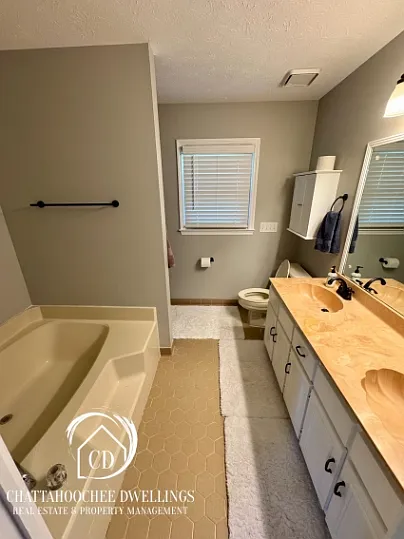 5936 Manassas Dr — Photo 10