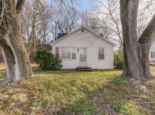 504 S 2nd St, Verona, MO 65769
