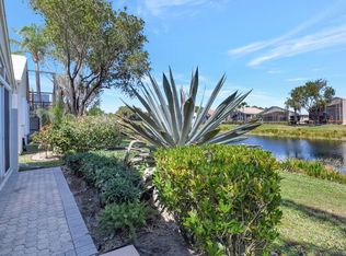 7476 W Mercada Way, Delray Beach, FL 33446