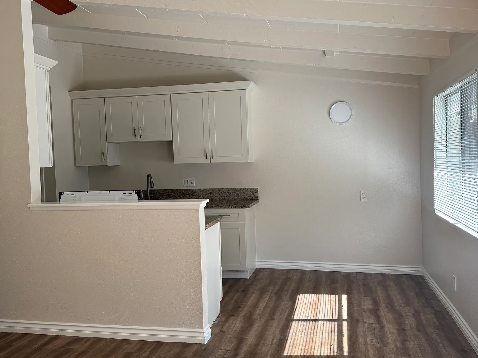 1 bed, 585 sqft, $1,995 — Photo 3