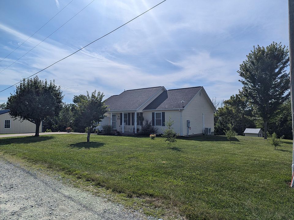 1st image of 210 Cedar Point Dr