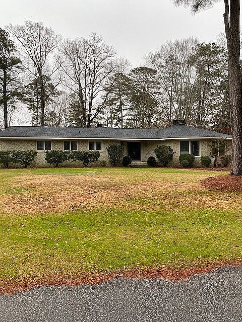 1st image of 213 Churchill Dr