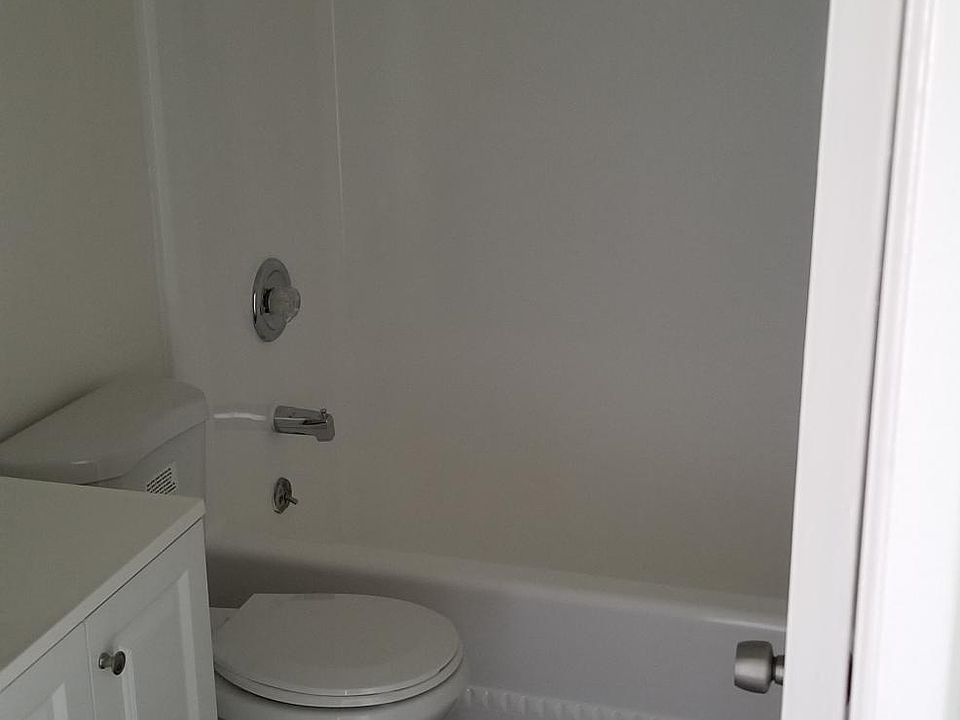 1st image of 3400 W Del Monte Dr APT 20