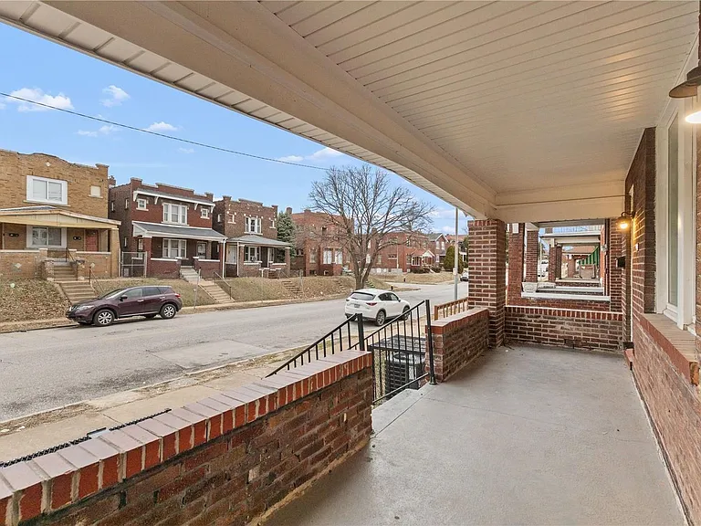 4040 Shreve Ave — Photo 3