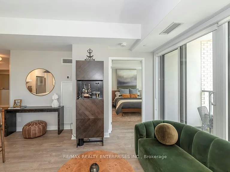 543 Richmond St W #741 — Photo 8