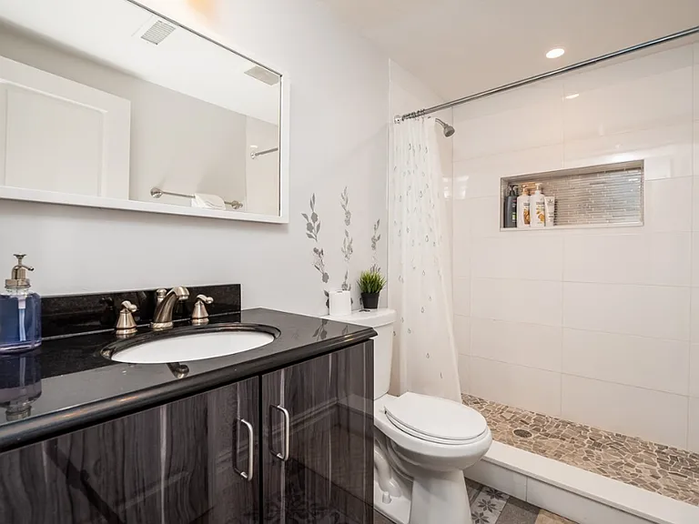 2 Buckley Ave #1F — Photo 12