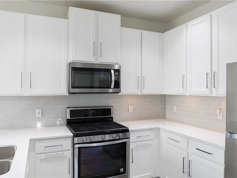3415 Dalton St #B — Photo 12