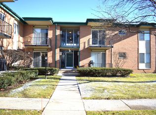 1954 Axtell Dr APT 1, Troy, MI 48084