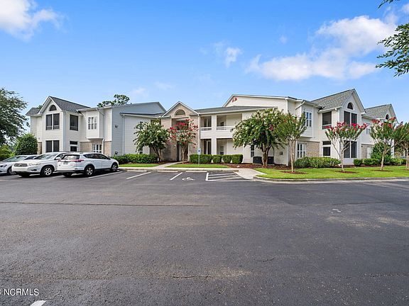 4th image of 3910 River Front Place Unit 103