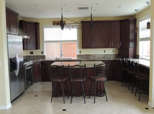 2437 Moonlight Gln, Escondido, CA 92026