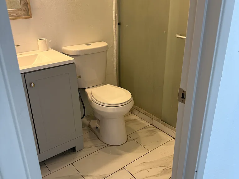 4503 W Eva St — Photo 6