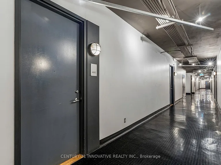 160 Baldwin St #420 — Photo 6