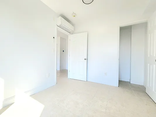 Rented by Nest Seekers International | media 15