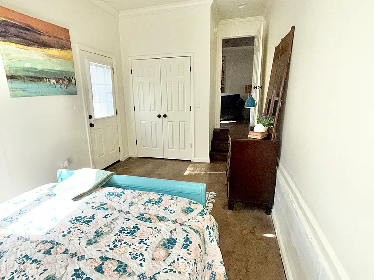 1142 Saint Ann St #B — Photo 9