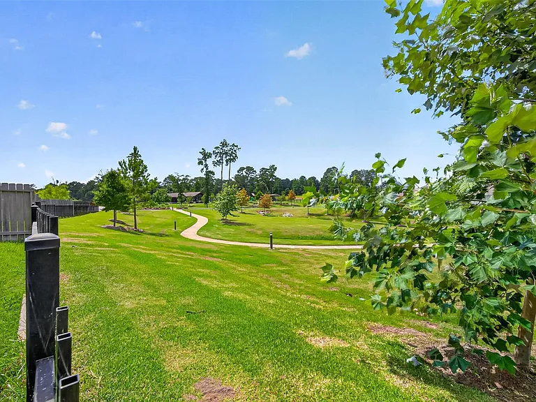 2526 Sturgeon Way — Photo 37