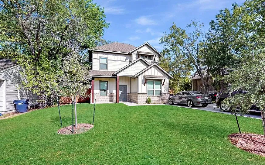 4 bed, 4.5 bath, 2040 sqft, $4,395 — Photo 3