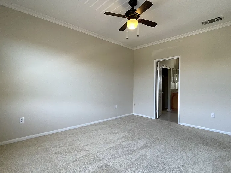 12652 Creekview Dr #127 — Photo 8