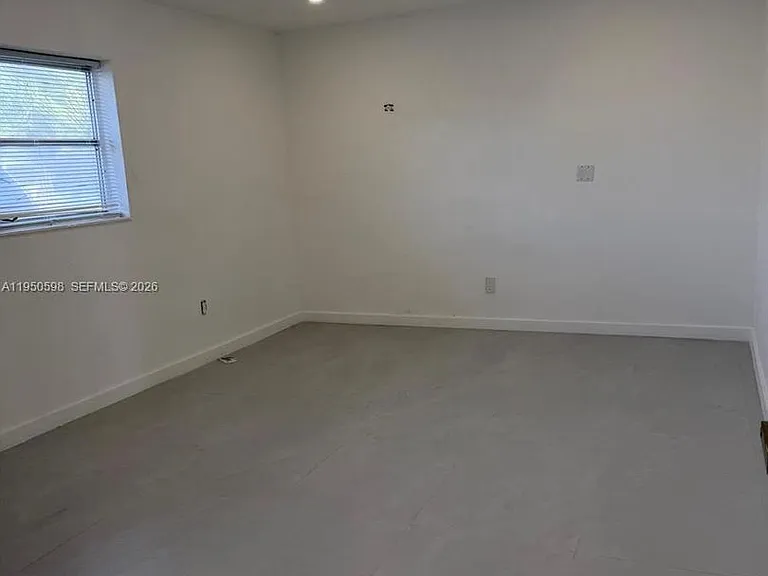 1056 SW 2nd St #1056 — Photo 10