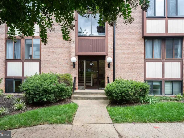 3101 Buccaneer Ct APT 1, Fairfax, VA 22031