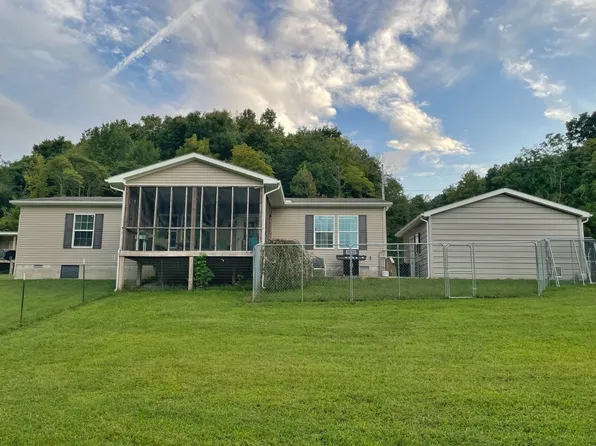 97 Trevor Ln, Burkesville, KY 42717