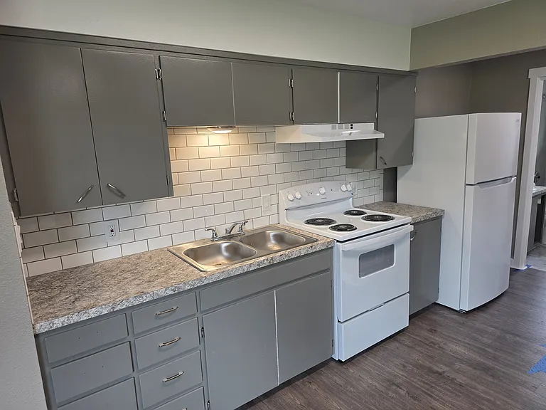 308 E Ticknor St #2 — Photo 3