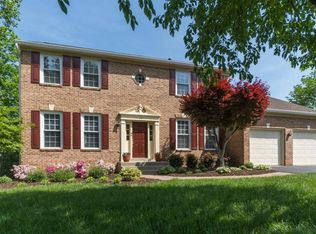 16 Blossom Wood Ct, Stafford, VA 22554